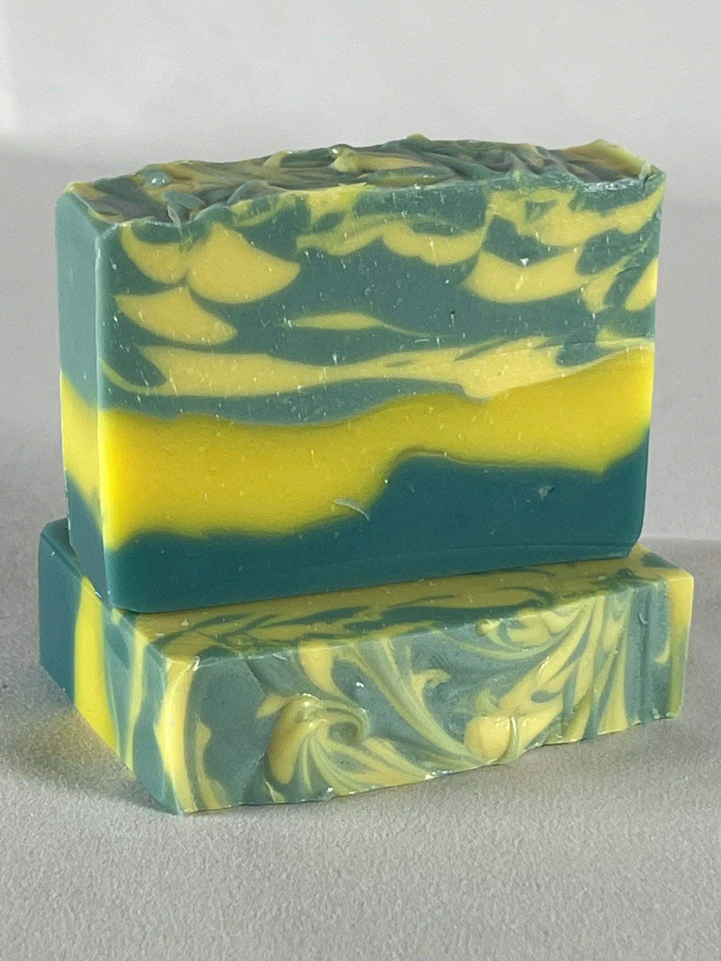 Sunny Skies - NOURISHING PLANT-BASED BAR + Coconut Milk - robust aroma
