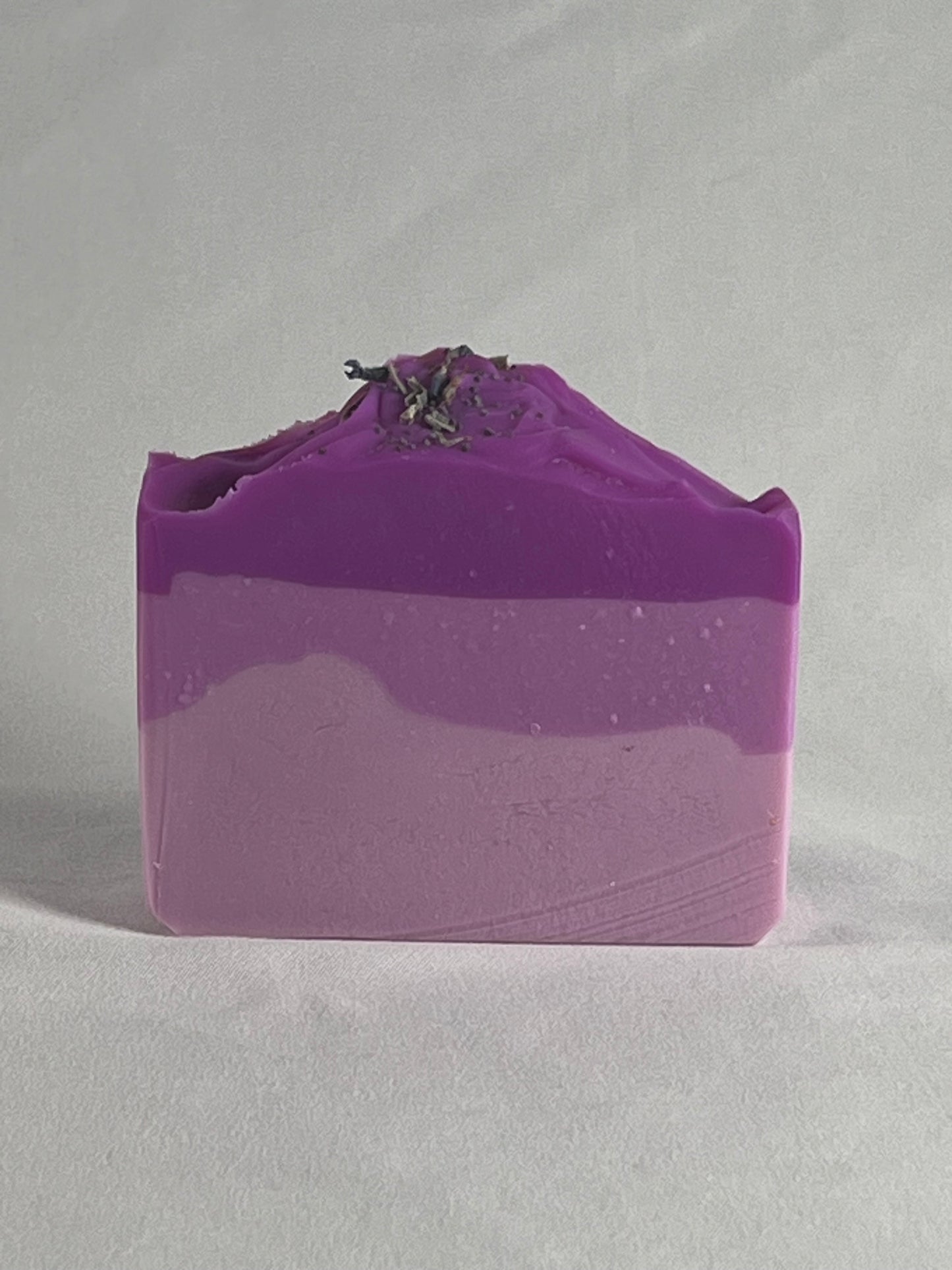 Luxurious Lavender - GRASS-FED TALLOW ARTISAN BAR - subtlety scented